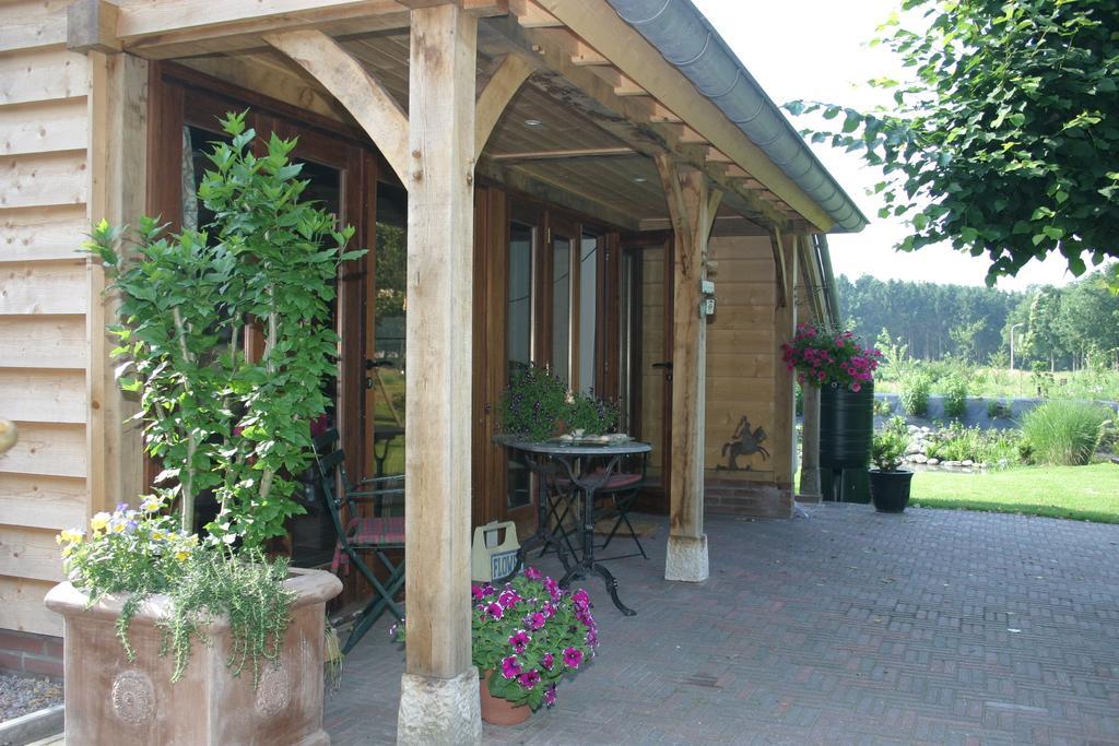 Bed&Breakfast 'T Eikeltje Hollandscheveld Extérieur photo